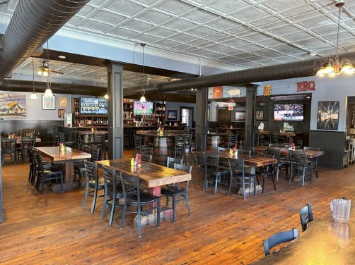Retail and Lofts portfolio of 2 properties for sale on LoopNet.com - Interior Photo - Image 3 of 9