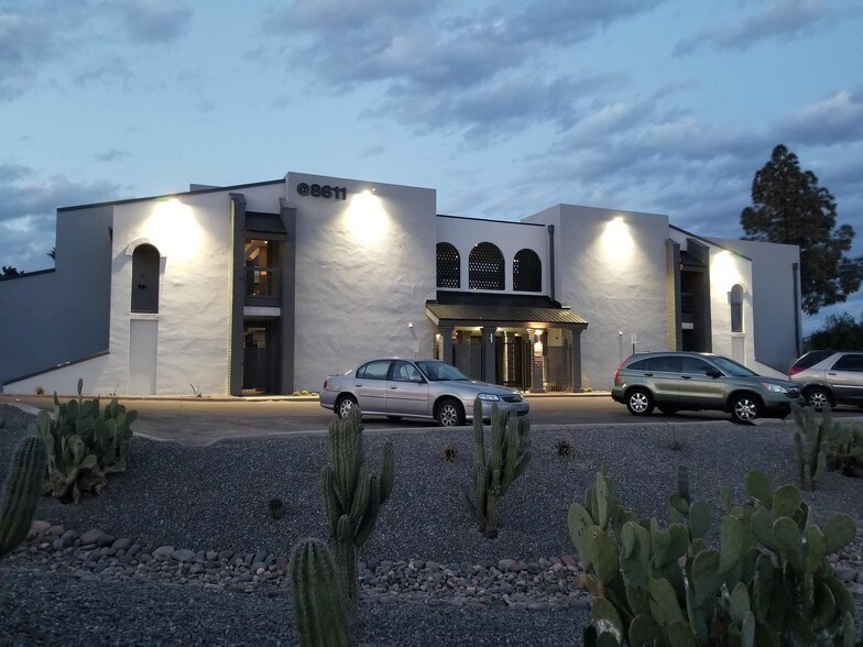8611 N Black Canyon Hwy, Phoenix, AZ, 85021 Office Space For Lease