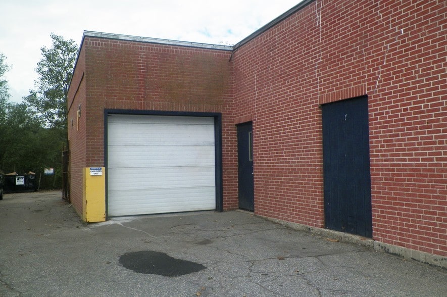 58 Waterman Ave, North Providence, RI for sale - Building Photo - Image 1 of 1