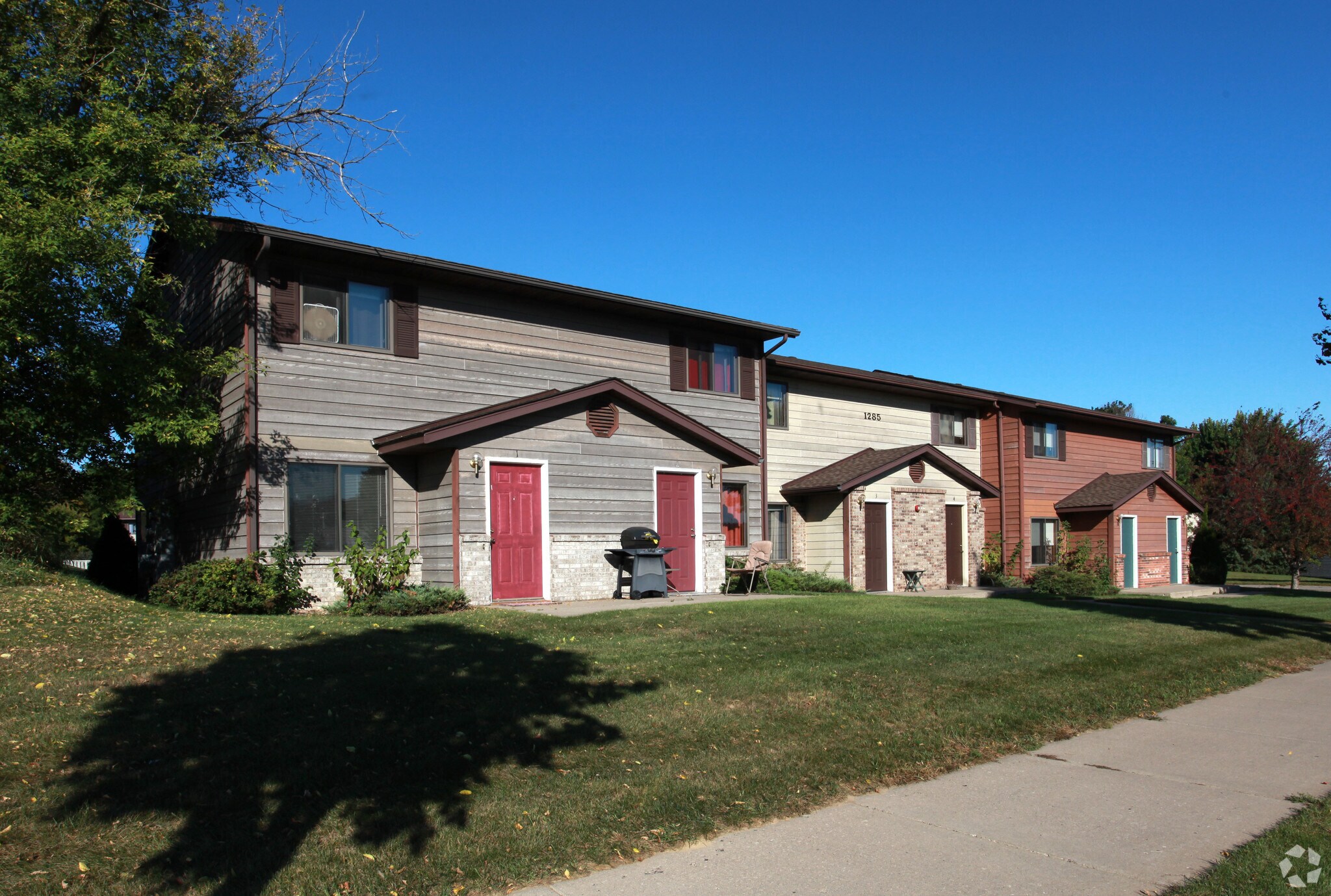 1285 Bartosh Ln, River Falls, WI for sale Primary Photo- Image 1 of 1