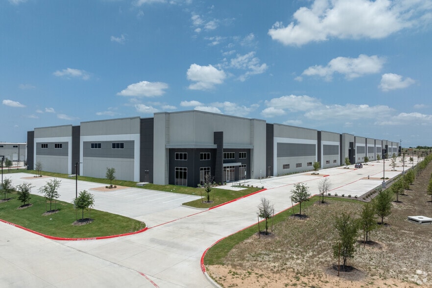 Innovation Blvd, Hutto, TX for lease - Primary Photo - Image 1 of 31