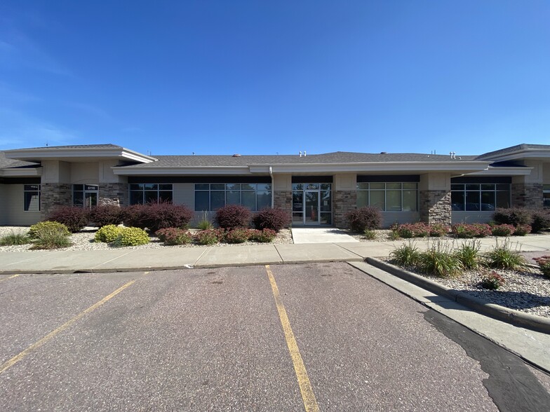 6144 S Lyncrest Ave, Sioux Falls, SD for sale - Building Photo - Image 1 of 1