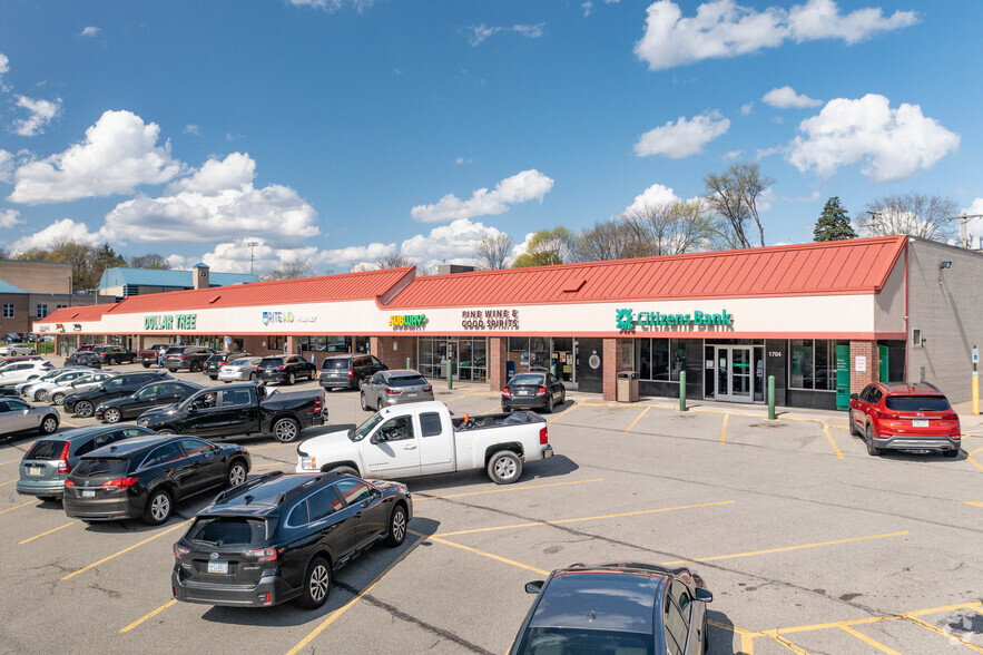 1700-1730 Mt Royal Blvd, Glenshaw, PA for lease - Building Photo - Image 1 of 10