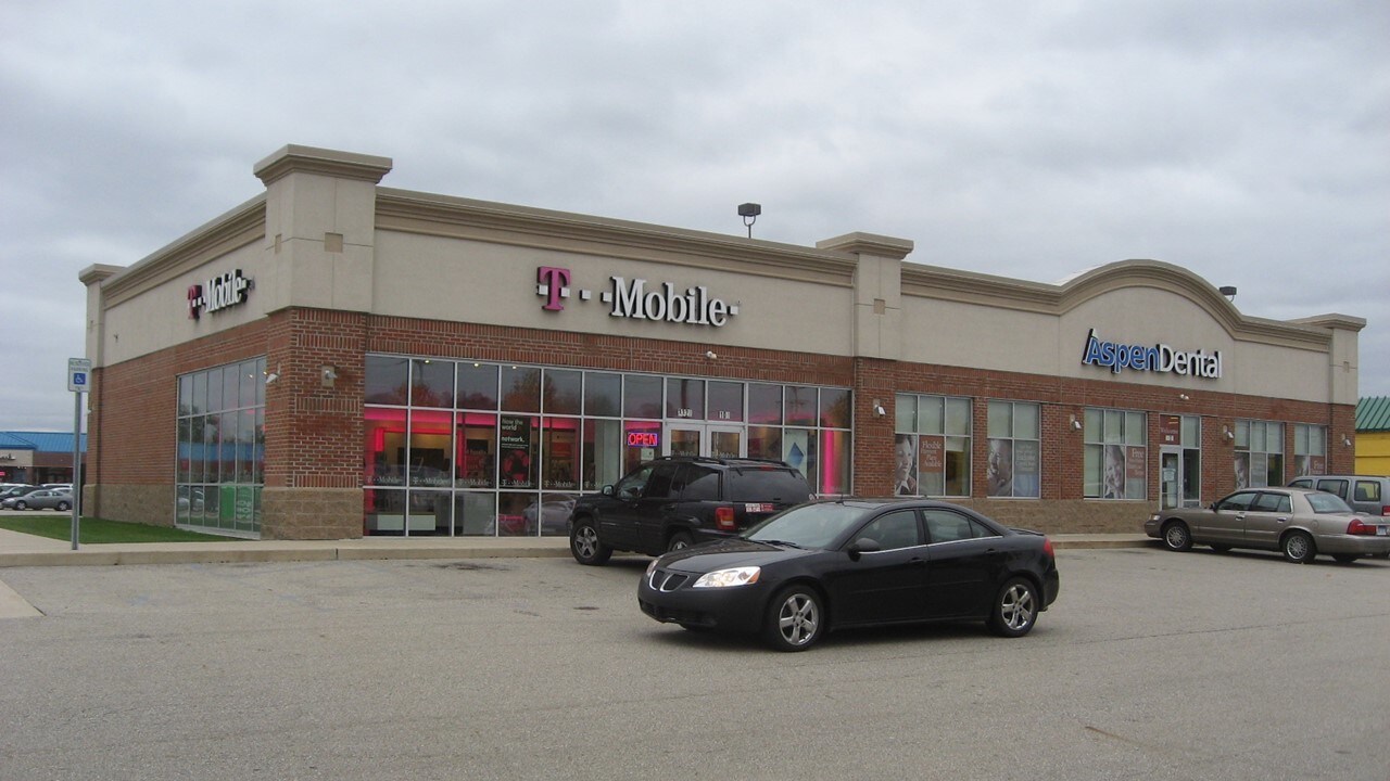 3320 Alpine Ave, Grand Rapids, MI 49544