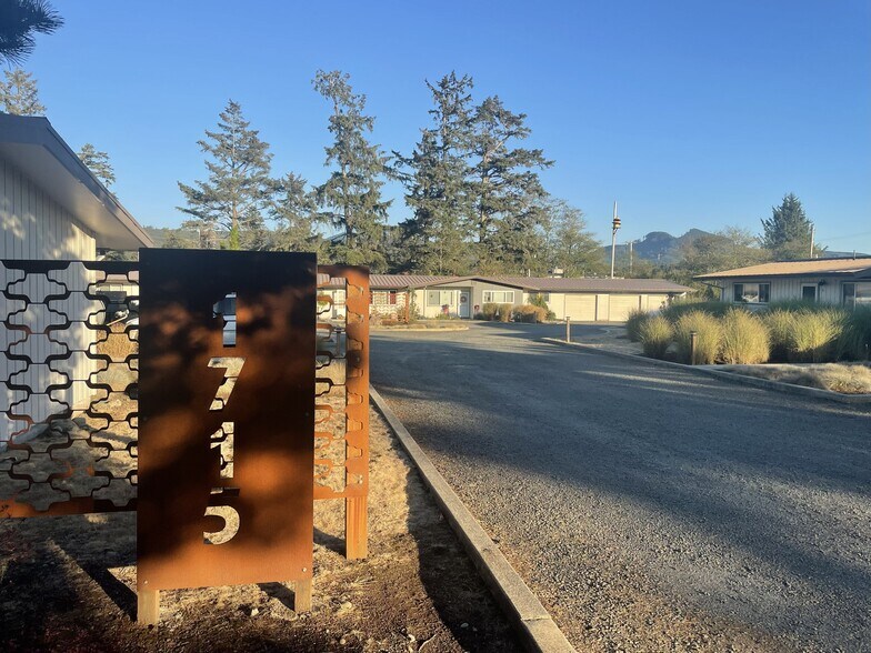 1715 S Franklin St, Seaside, OR for sale - Building Photo - Image 1 of 15