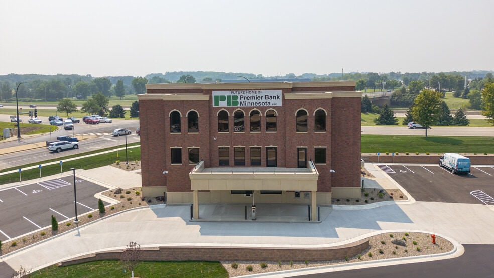 3750 Frontage Rd, Rochester, MN for lease - Building Photo - Image 3 of 14