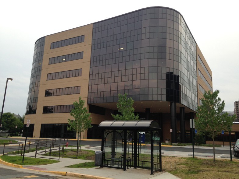 1850 Town Center Dr, Reston, VA 20190 OfficeMedical Space for Lease