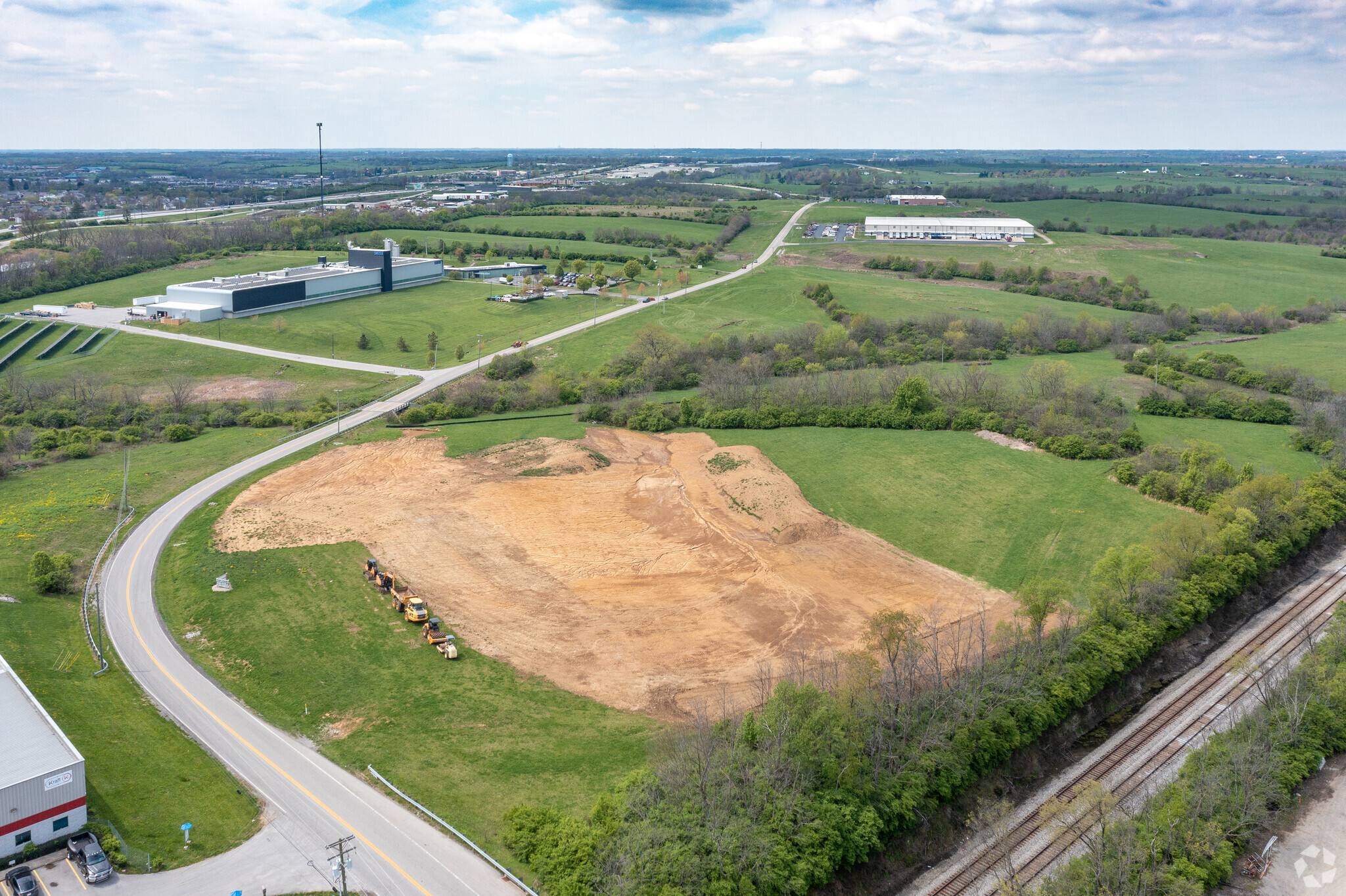 975 Rolling Hills Ln, Winchester, KY for lease Building Photo- Image 1 of 5