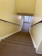 146 Maple Ave, Red Bank, NJ for lease Interior Photo- Image 2 of 9