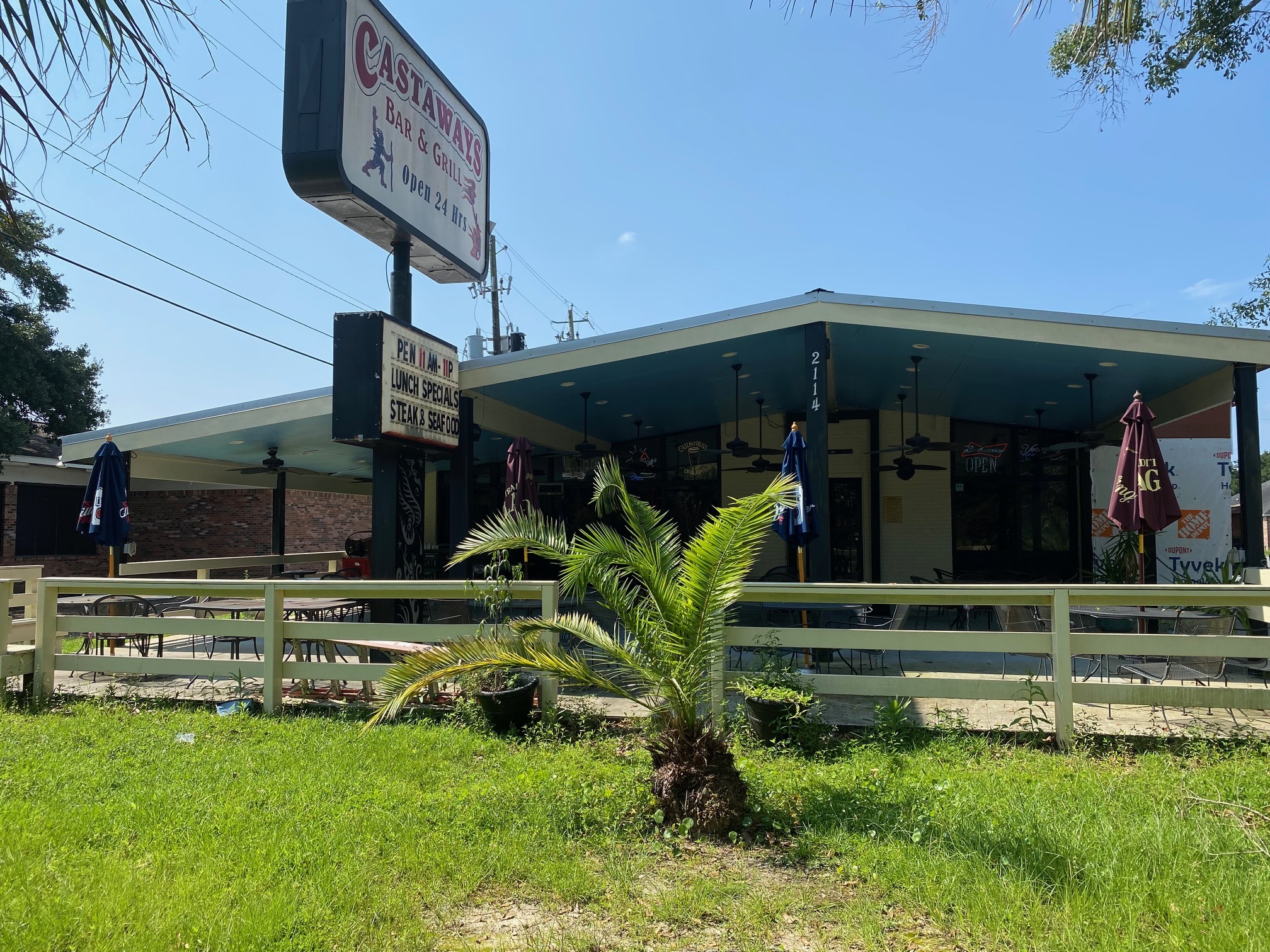 2114 Bienville Blvd, Ocean Springs, MS for sale Building Photo- Image 1 of 3