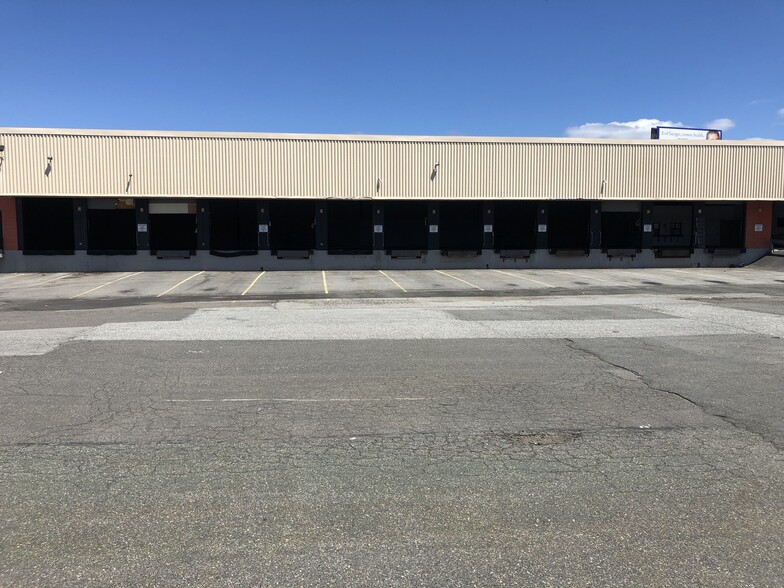 310 McClellan Hwy, East Boston, MA for lease - Building Photo - Image 2 of 4