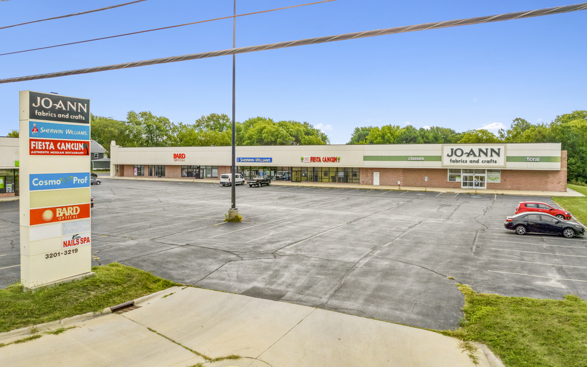 3201-3219 E Lincolnway, Sterling, IL for sale Building Photo- Image 1 of 1