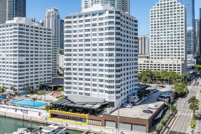 More details for 801 Brickell Bay Dr, Miami, FL - Multifamily for Sale