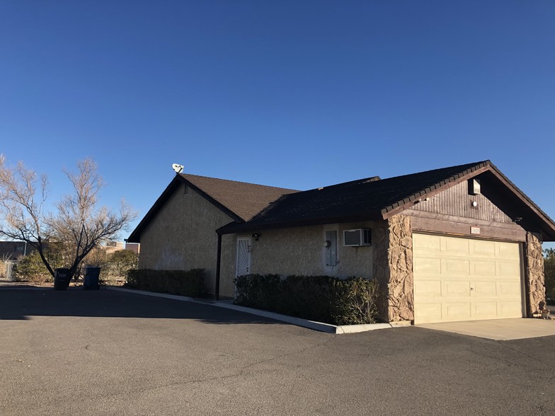 1620 E Serene Ave, Las Vegas, NV for lease - Building Photo - Image 3 of 14