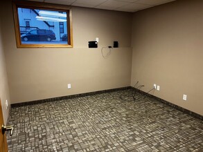 307 N Cascade St, Osceola, WI for lease Interior Photo- Image 1 of 1