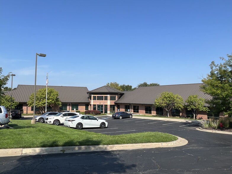 11200 Corporate Ave, Lenexa, KS for sale - Building Photo - Image 1 of 1