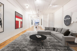 29 E 10th St, New York, NY for lease Interior Photo- Image 2 of 6