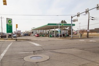 1702 W Laskey Rd, Toledo, OH for sale Primary Photo- Image 1 of 1
