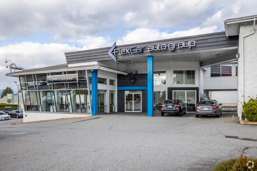 20279 Lougheed Hwy, Maple Ridge, BC for sale - Primary Photo - Image 1 of 1