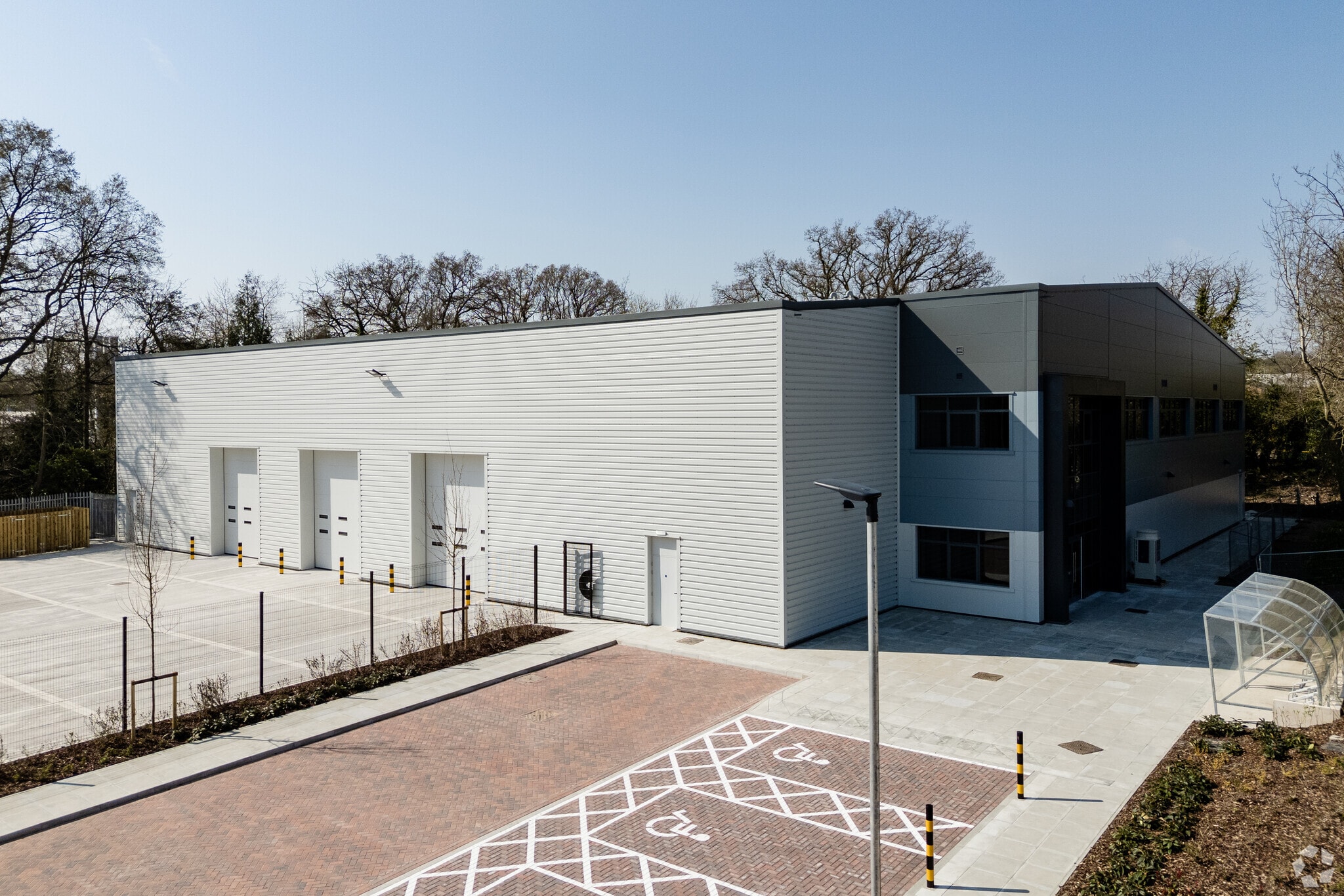 Wade Rd, Basingstoke for sale Primary Photo- Image 1 of 1