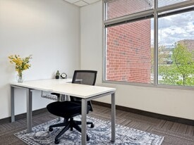 Minnetonka West Office Building - Serviced Office