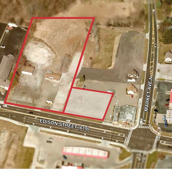 811 Edison St NW, Hartville, OH for sale - Primary Photo - Image 1 of 3