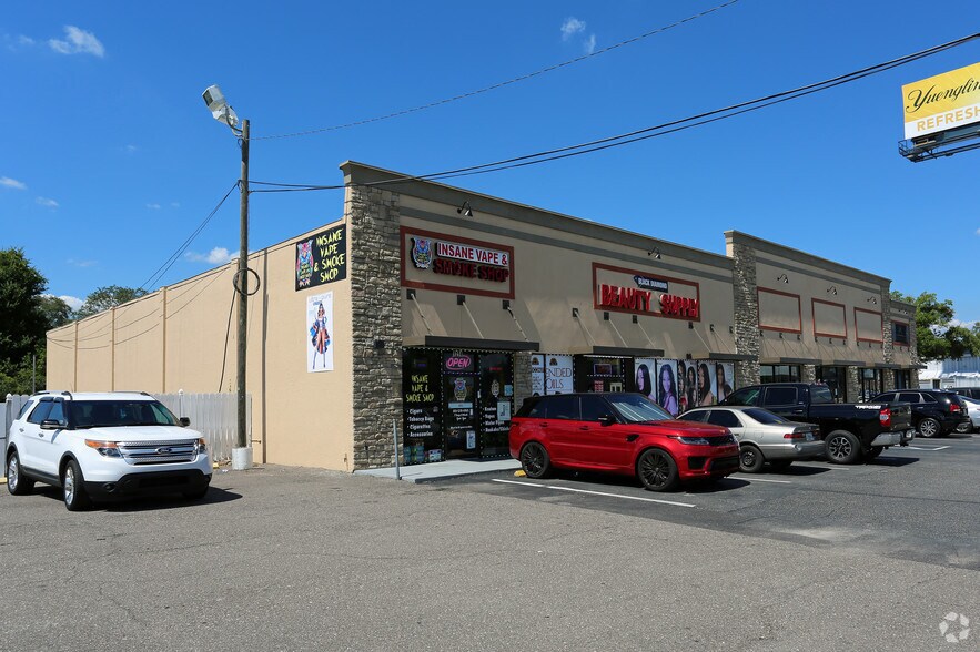 12141224 E Fowler Ave, Tampa, FL 33612