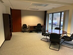 39111 W 6 Mile Rd, Livonia, MI for lease Interior Photo- Image 2 of 2