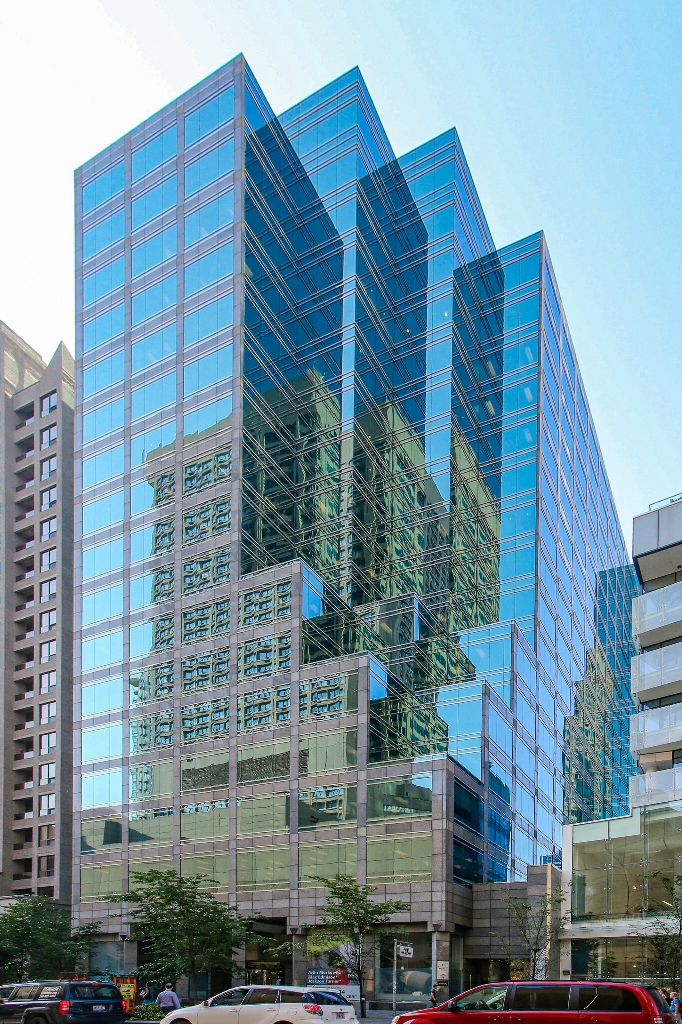 33 Bloor St E, Toronto, ON for lease Building Photo- Image 1 of 14