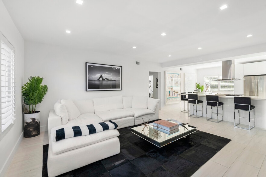 3909 Garden Ave, Miami, FL for sale - Building Photo - Image 3 of 24