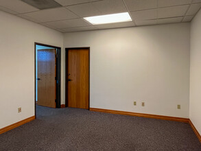 5 W Alder St, Walla Walla, WA for lease Interior Photo- Image 2 of 16