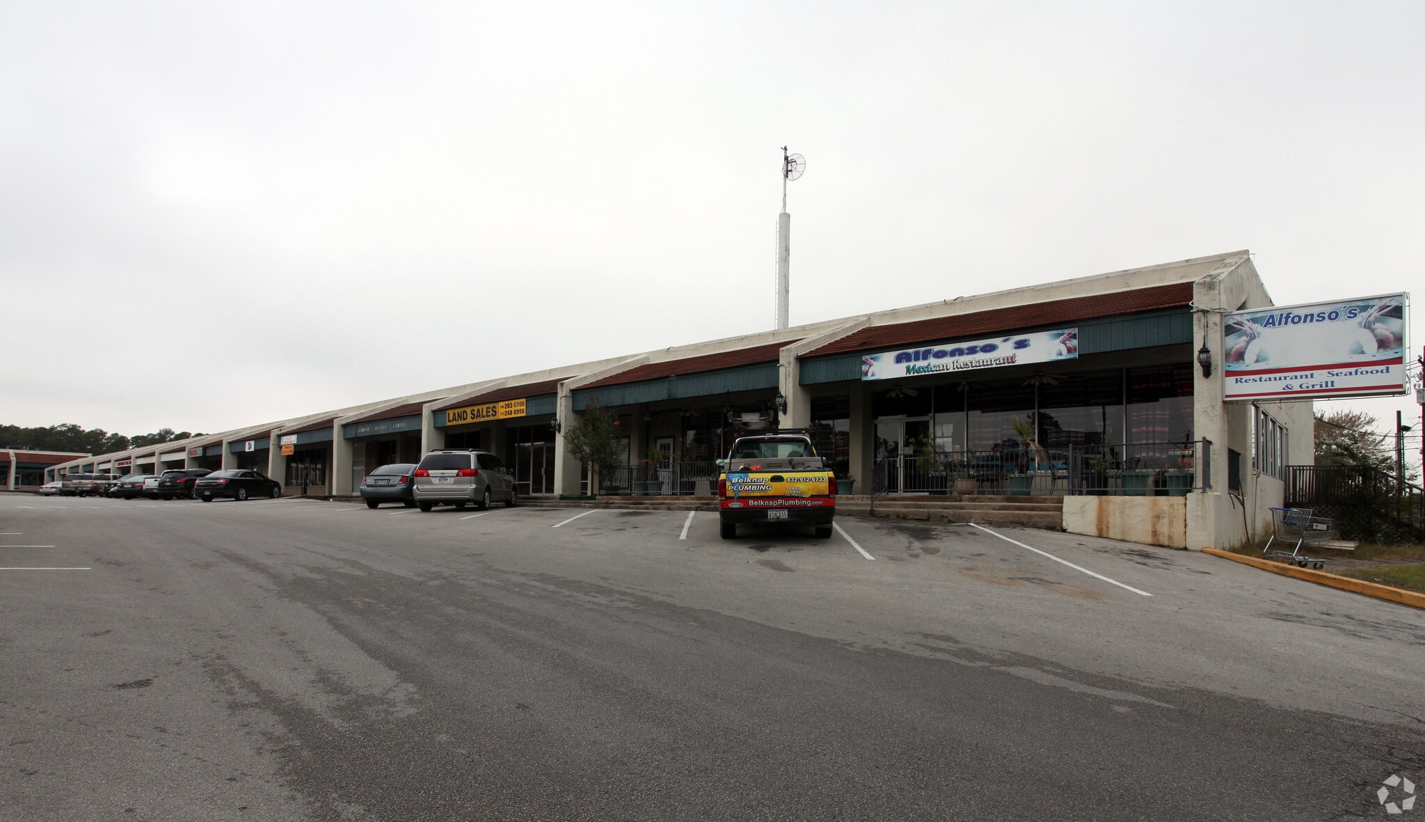 1206-1214 S Frazier St, Conroe, TX for sale Primary Photo- Image 1 of 1