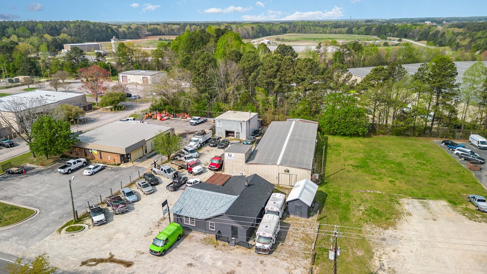 2033 W Garner Rd, Garner, NC for sale - Primary Photo - Image 1 of 1