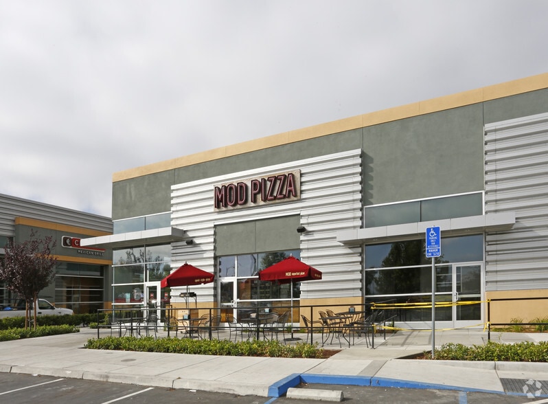 1115 Coleman Ave, San Jose, CA for lease - Building Photo - Image 2 of 5