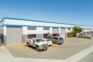 Waipahu Commercial Center - Warehouse