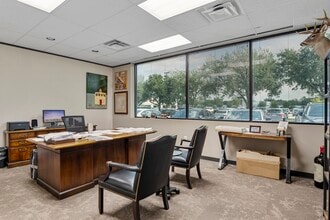 2901 W Sam Houston Pky N, Houston, TX for lease Interior Photo- Image 2 of 6