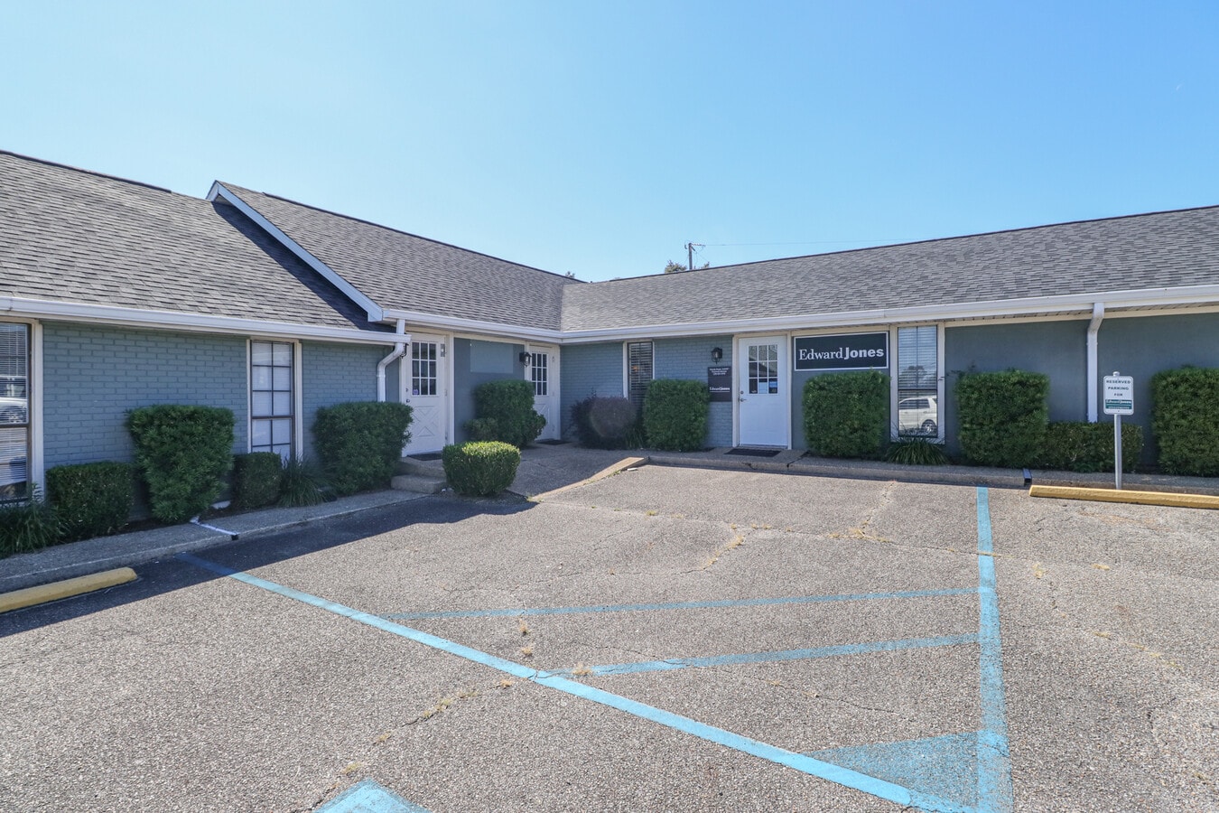 15465 Oak Ln, Gulfport, MS 39503 | LoopNet