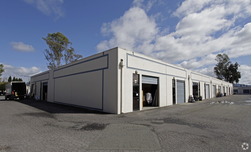 1755 Industrial Way, Napa, CA for lease - Building Photo - Image 2 of 6