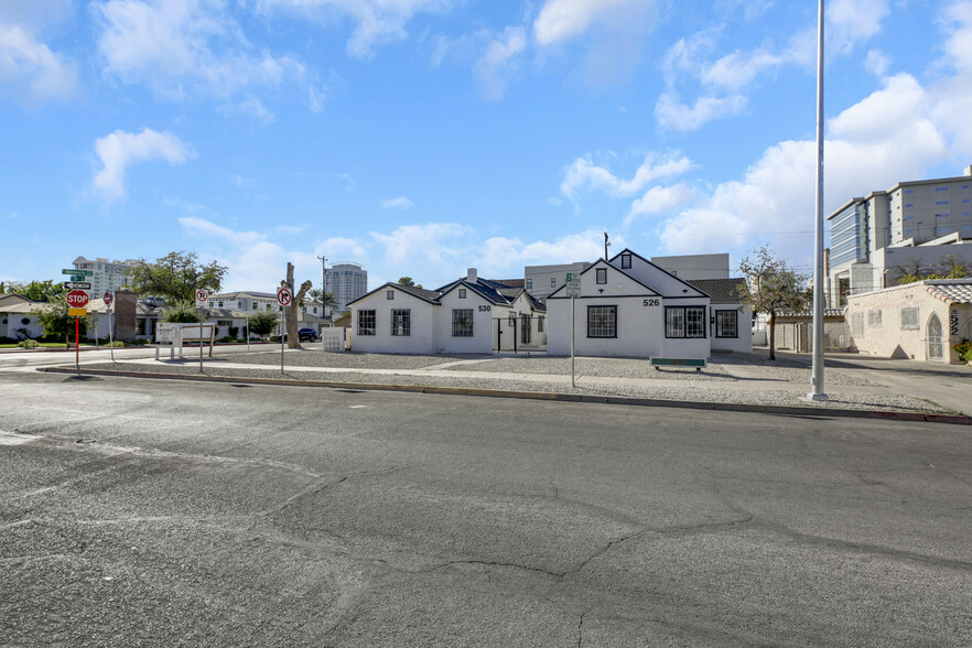 530 S 7th St, Las Vegas, NV for sale - Building Photo - Image 1 of 57