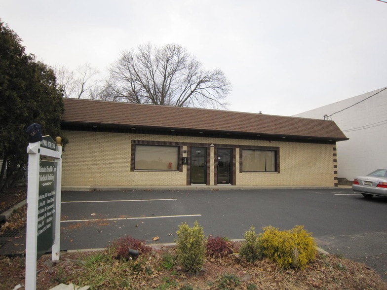 2280 Springfield Ave, Vauxhall, NJ for sale - Primary Photo - Image 1 of 1