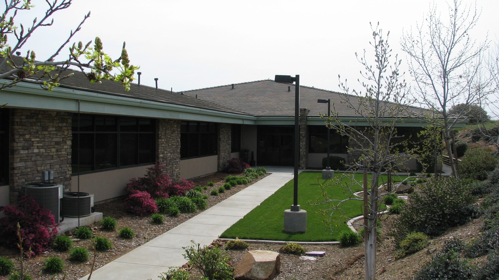 1020 Suncast Ln, El Dorado Hills, CA 95762