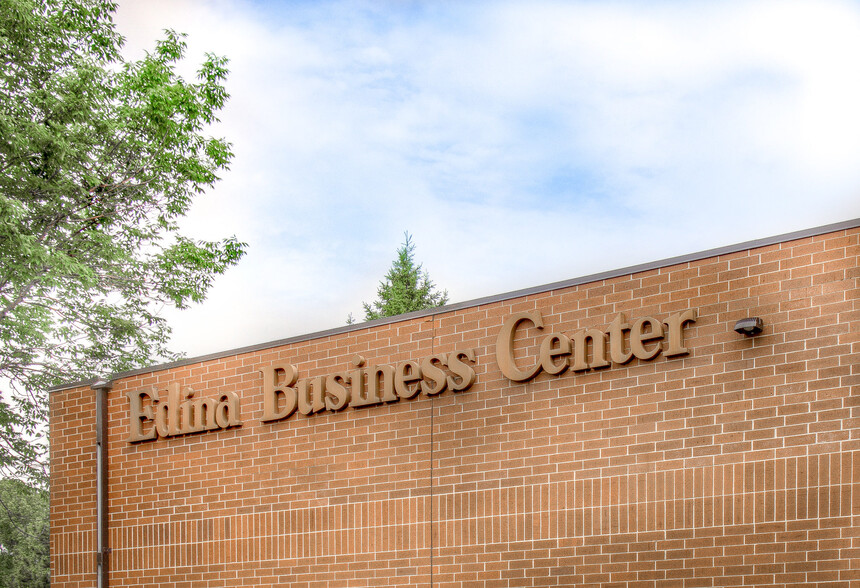 5500 Lincoln Dr, Edina, MN for lease - Building Photo - Image 1 of 20