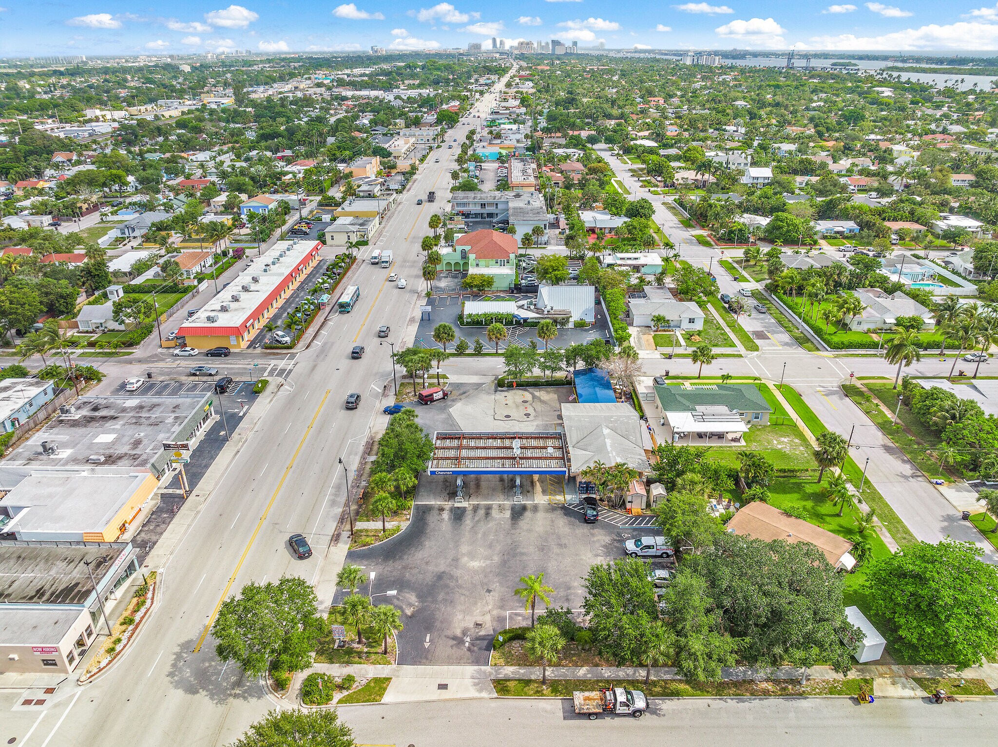 6400 Dixie Hwy, West Palm Beach, FL 33405 Chevron Station WPB