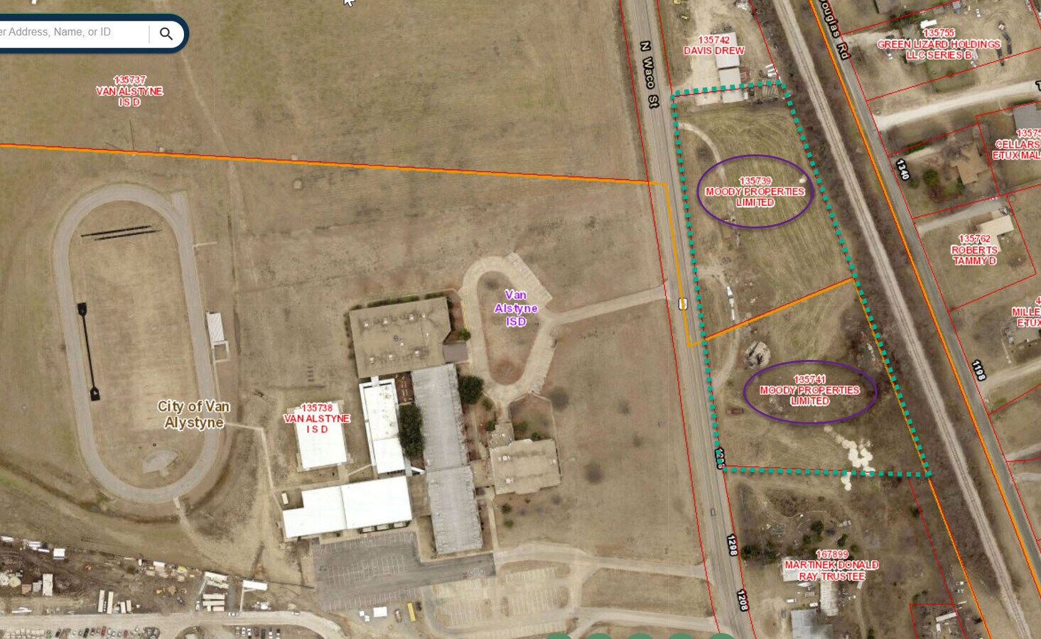 1295 N Waco, Van Alstyne, TX 75495