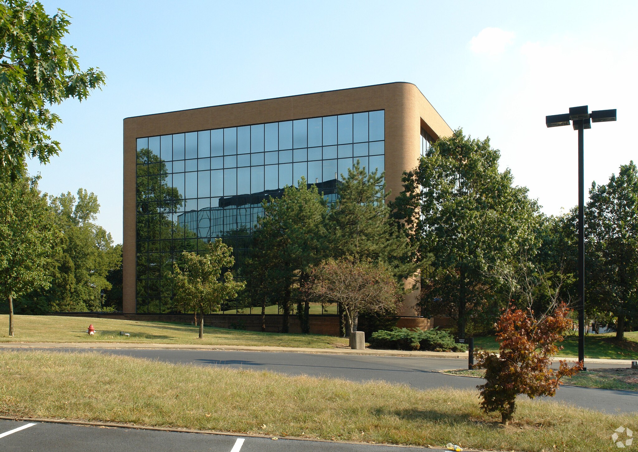 1000 Ashland Dr, Ashland, KY 41101 Bellefonte Center