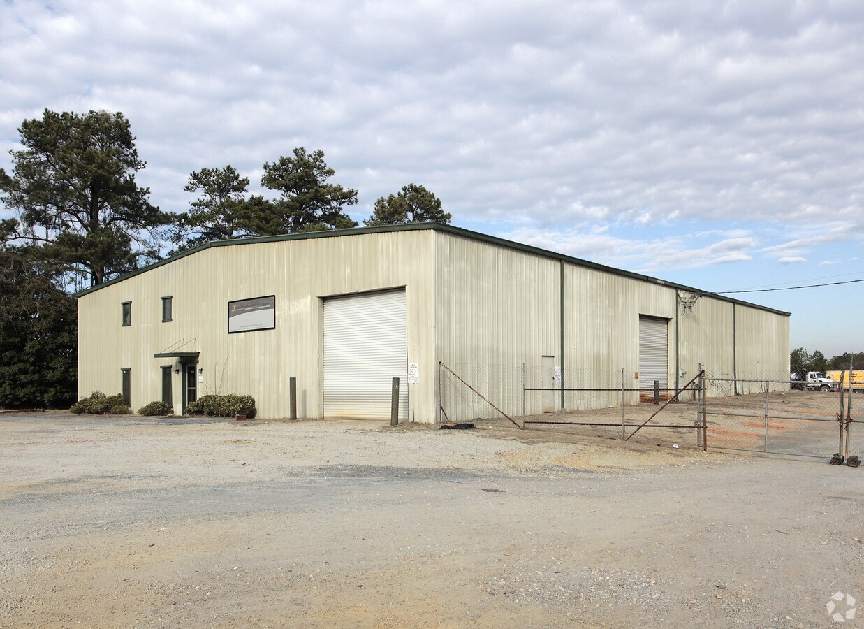 2480 Bright Star Rd, Douglasville, GA 30134