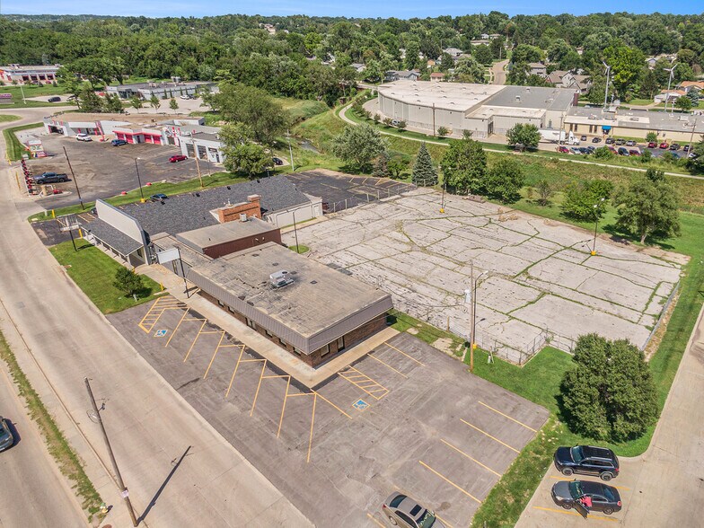 3525 N 90th St, Omaha, NE for sale - Building Photo - Image 2 of 26