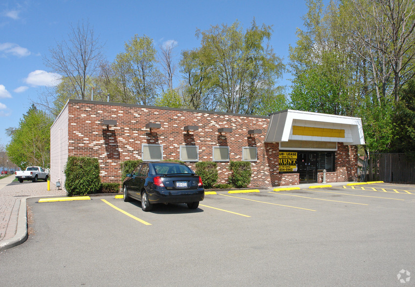 67 Chautauqua Ave, Lakewood, NY for lease - Building Photo - Image 1 of 3