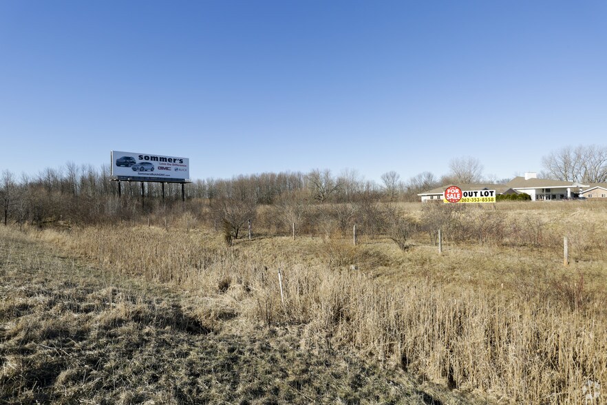 S Foster & Milan Dr, Saukville, WI for sale - Building Photo - Image 2 of 7