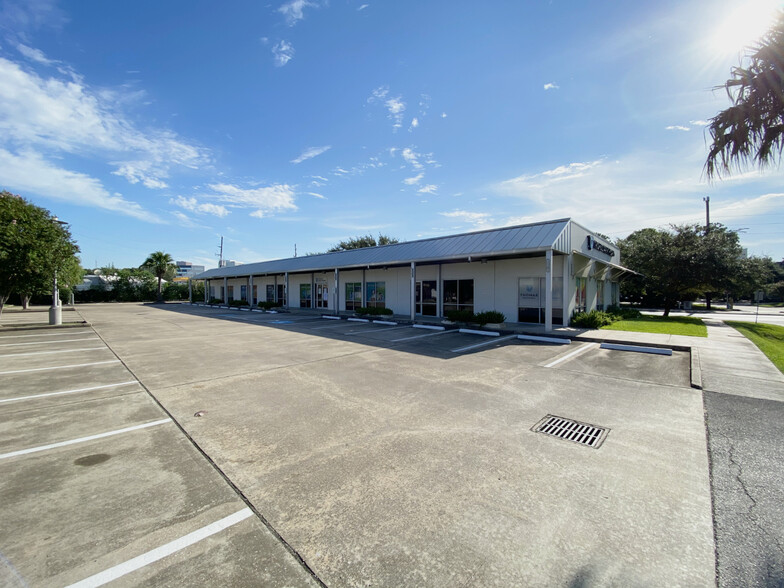 3232 Chimney Rock Rd, Houston, TX for sale - Building Photo - Image 1 of 1